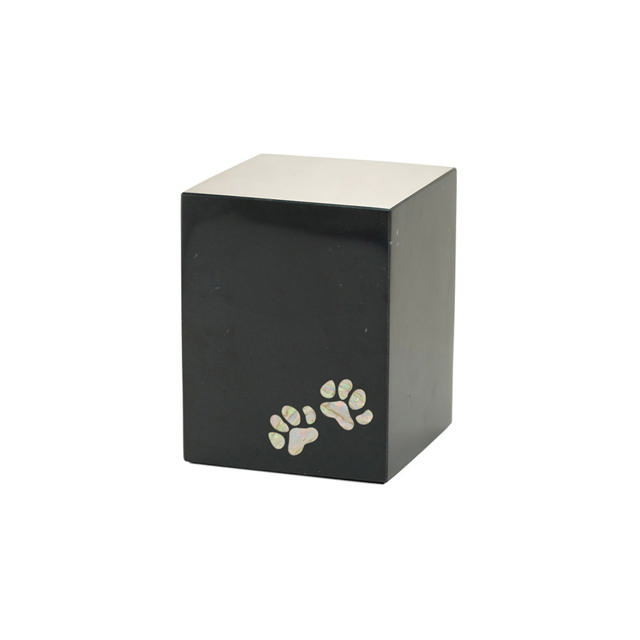 Monumental Memorials Pet Paws Pearl Inlay, Black