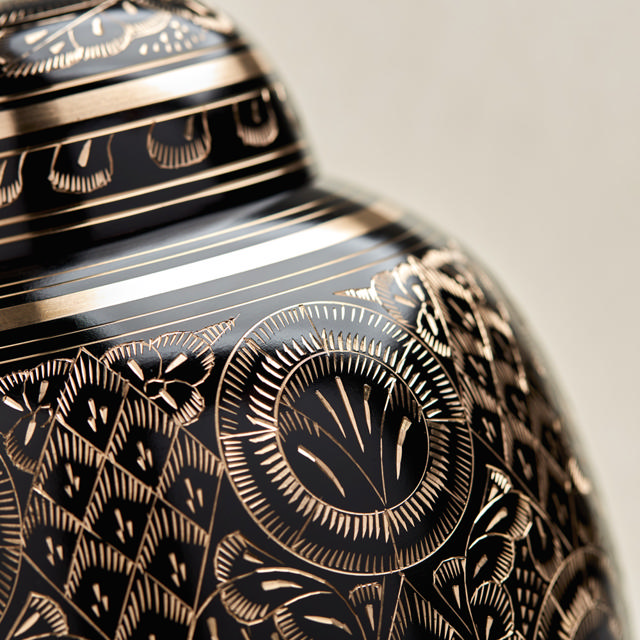 Radiance®, Full Size Urn