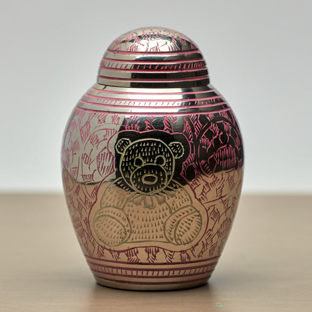 Teddy Bear Pink, Petite Urn