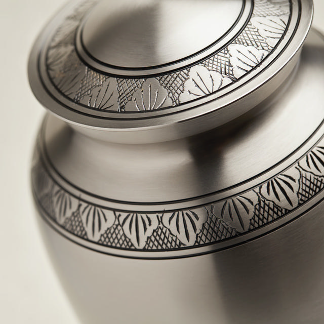 Athena® Pewter, Full Size Urn
