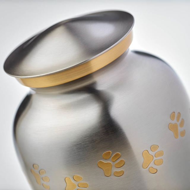 Classic Paw Pewter, Family Pet Urn