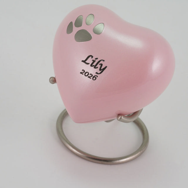 Classic Paw Pearl Pink, Heart Keepsake