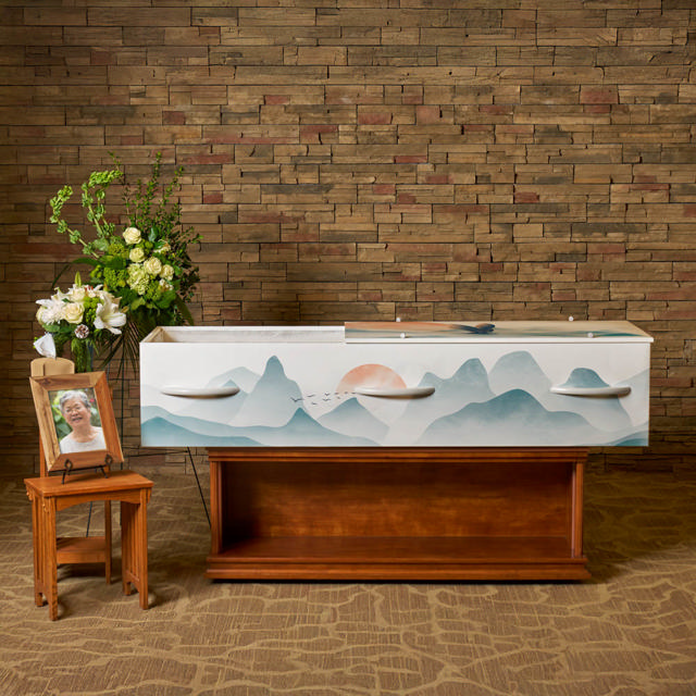 LifeArt Eternal Peace Cranes Cremation Container
