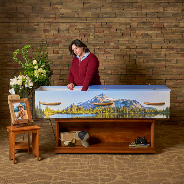 LifeArt Majestic Mountains Cremation Container