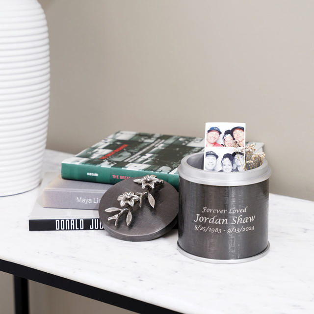 Windsong™ Lily Memento Keepsake Slate/Pewter