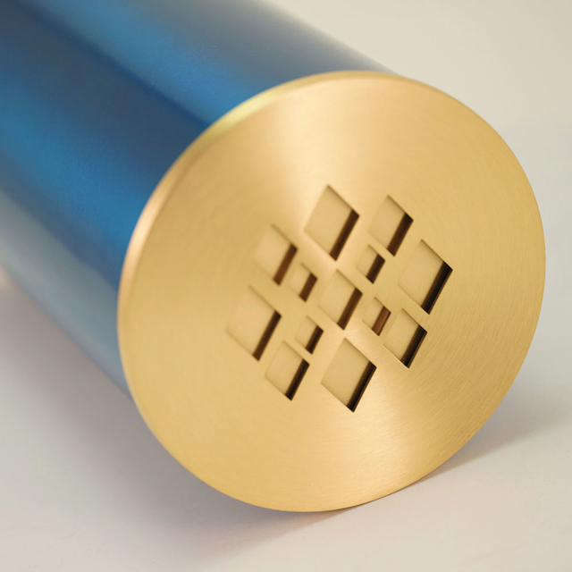 Cascade Scatter™ Geneva, Blue, Diamond