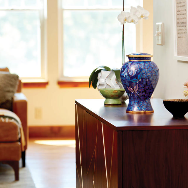 Etienne Butterfly, Full Size Urn