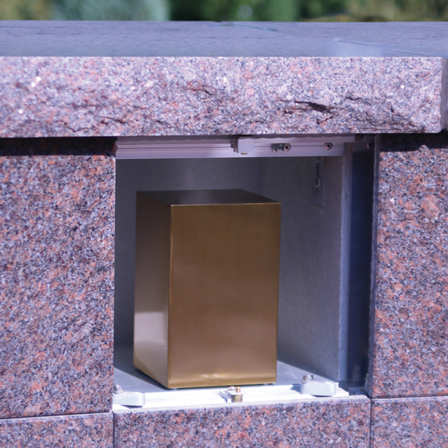 Beaumont Box Bronze, Full Size Urn