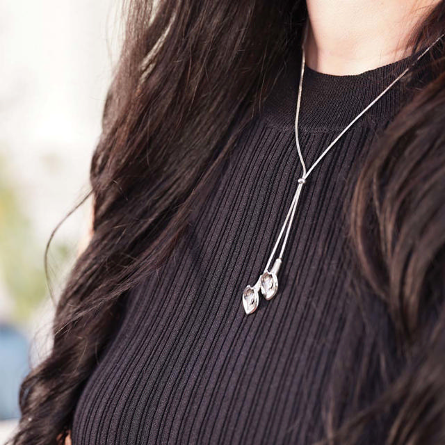 Pewter Everlasting Lily Companion