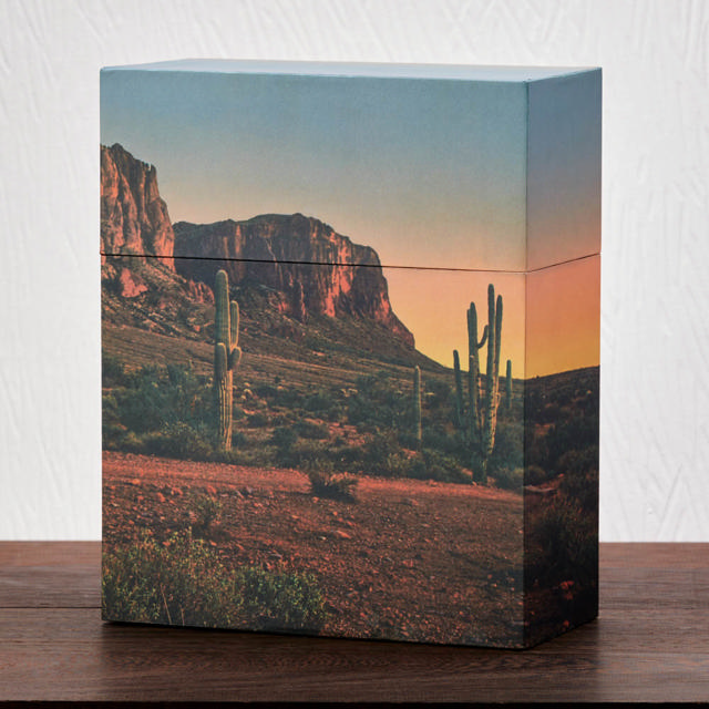 Explorer Scattering Urn Desert Dusk, Full Size Urn