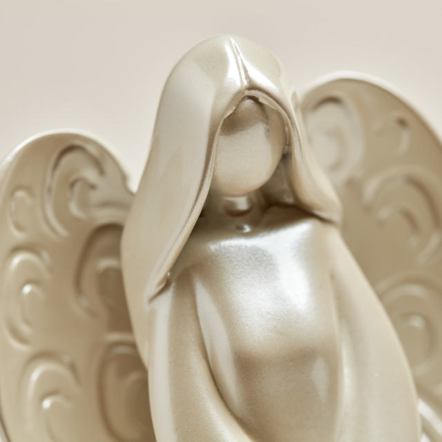 Angelina, Pearl